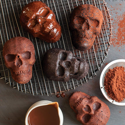 Halloween Skull Cakelet Pan, haunted Bronze Bakeware