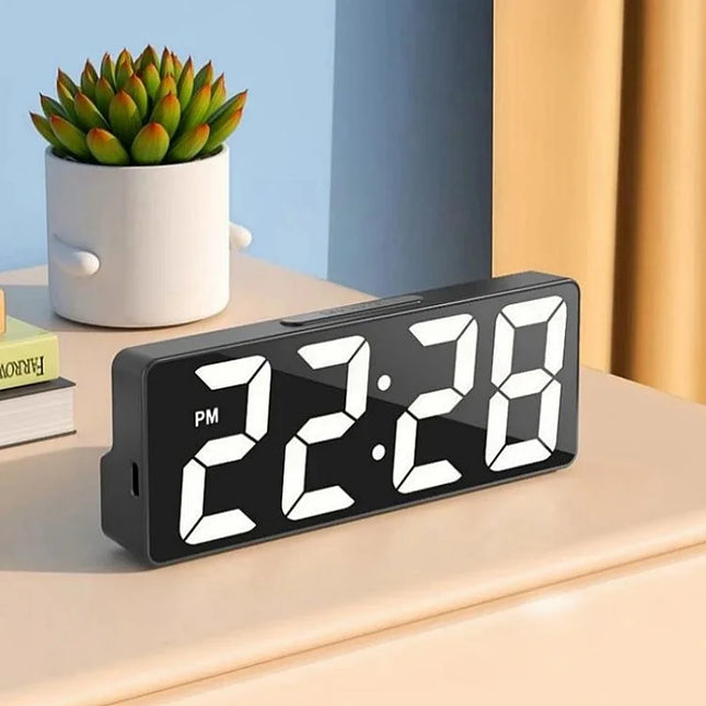 Voice Control Digital Alarm Clock Temperature Date 2 Alarm Snooze Night Mode Table Clock 12/24H USB Plug-In Always on LED Clock